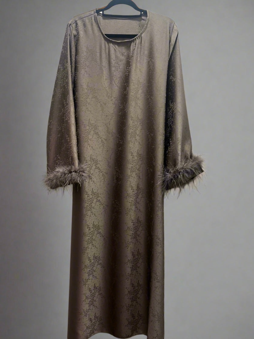 Self print Maxi dresses with fur trim