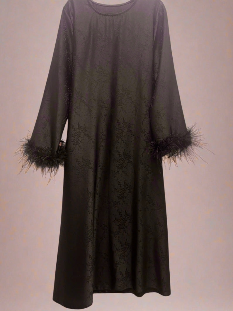 Self print Maxi dresses with fur trim