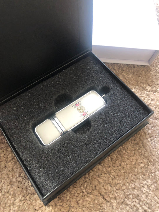 USB Stick Plus GIFT BOX FULL Quran With Arabic With English Or Urdu