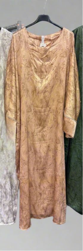 Marble Batwing Abayas in One Size