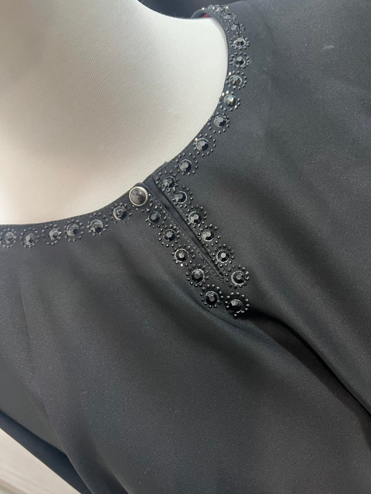 Embroidered Batwing Abaya