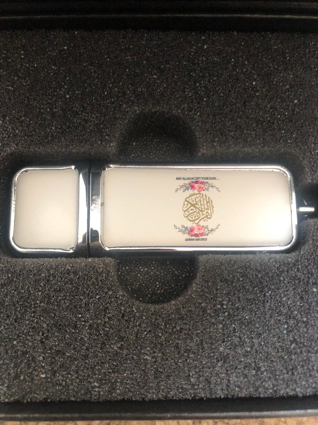 USB Stick Plus GIFT BOX FULL Quran With Arabic With English Or Urdu