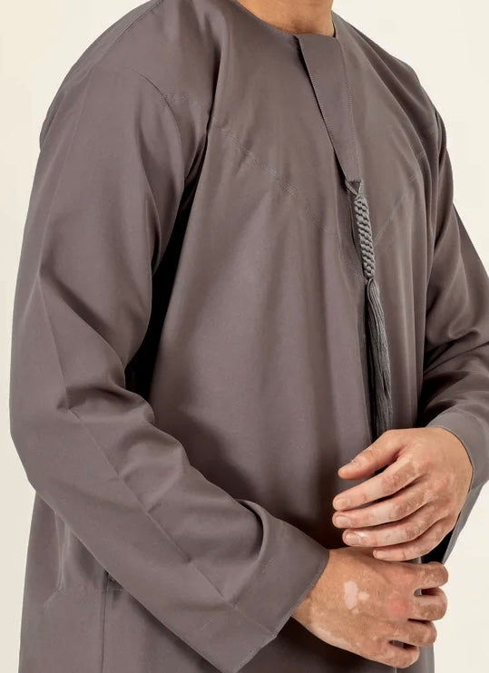Boys Emirati Zip Thobe /Jubba in Deep Taupe