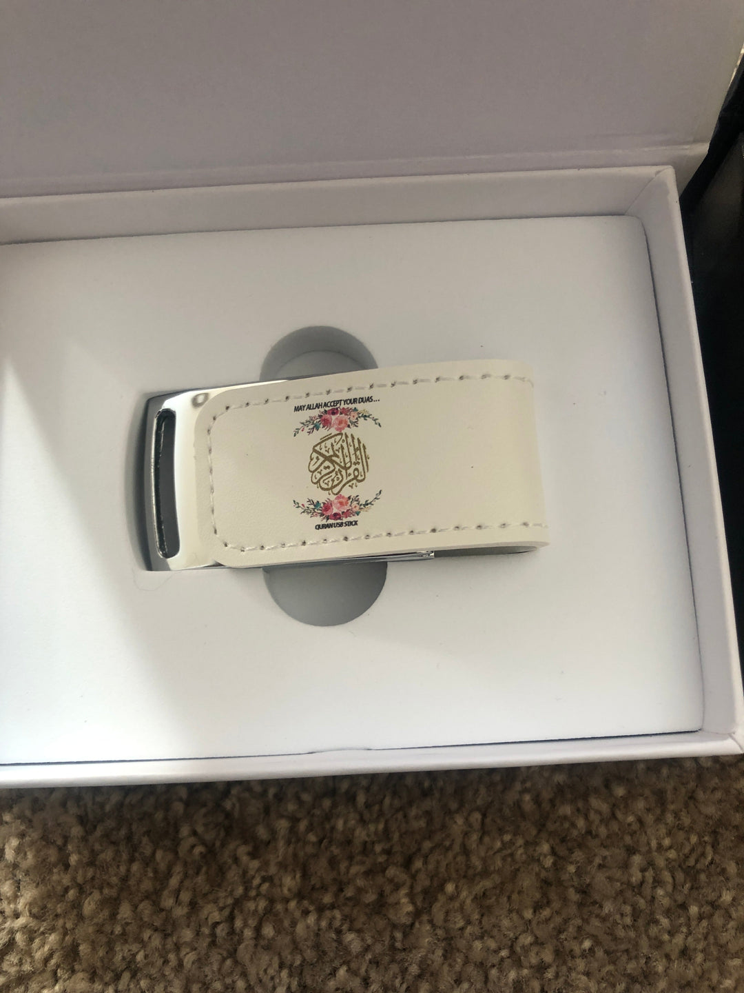 USB Stick Plus GIFT BOX FULL Quran With Arabic With English Or Urdu