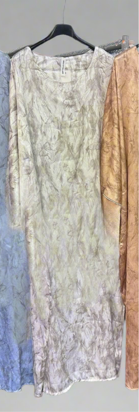 Marble Batwing Abayas in One Size