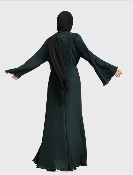 Pleated Abaya with Rope Belt in Green