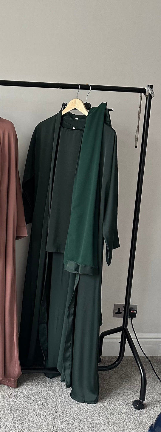 Satin kimono Abaya with Matching inner Coord Set