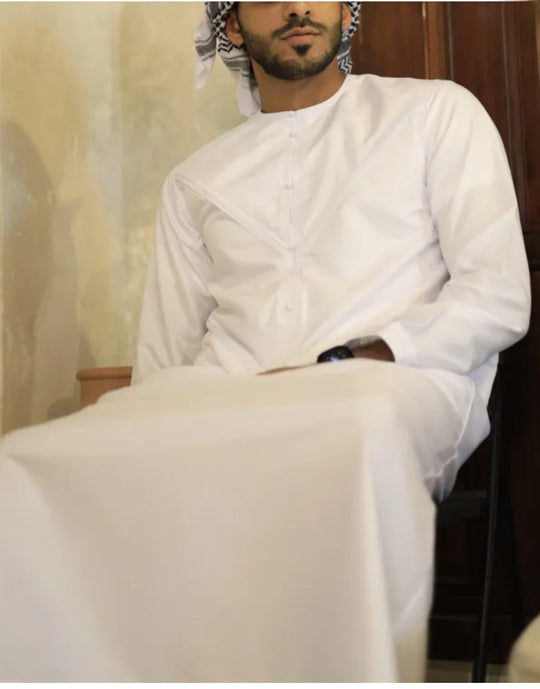 Luxury Pleated White Emirati Thobe by Al Aniq