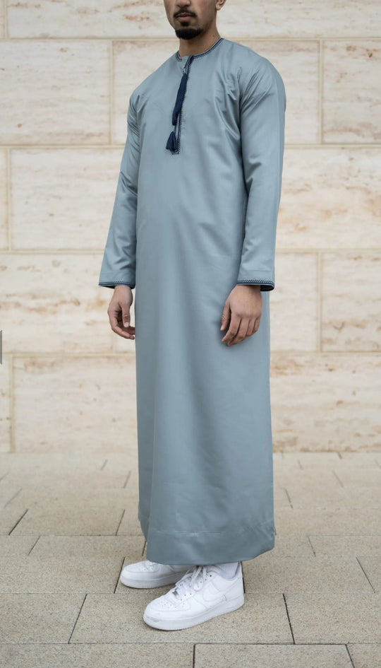 Embroidered Al Aniq Thobe/Jubbah - Grey Blue