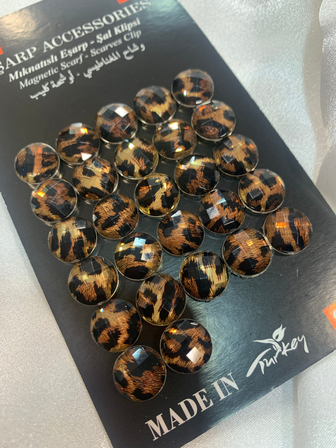 Exclusive Magnetic Mini Pair of Brooch/Pins HP- Leopard