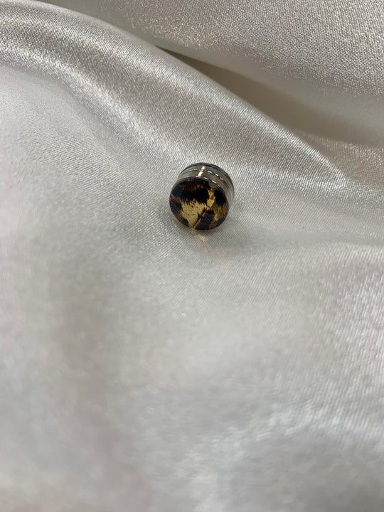 Exclusive Magnetic Mini Pair of Brooch/Pins HP- Leopard