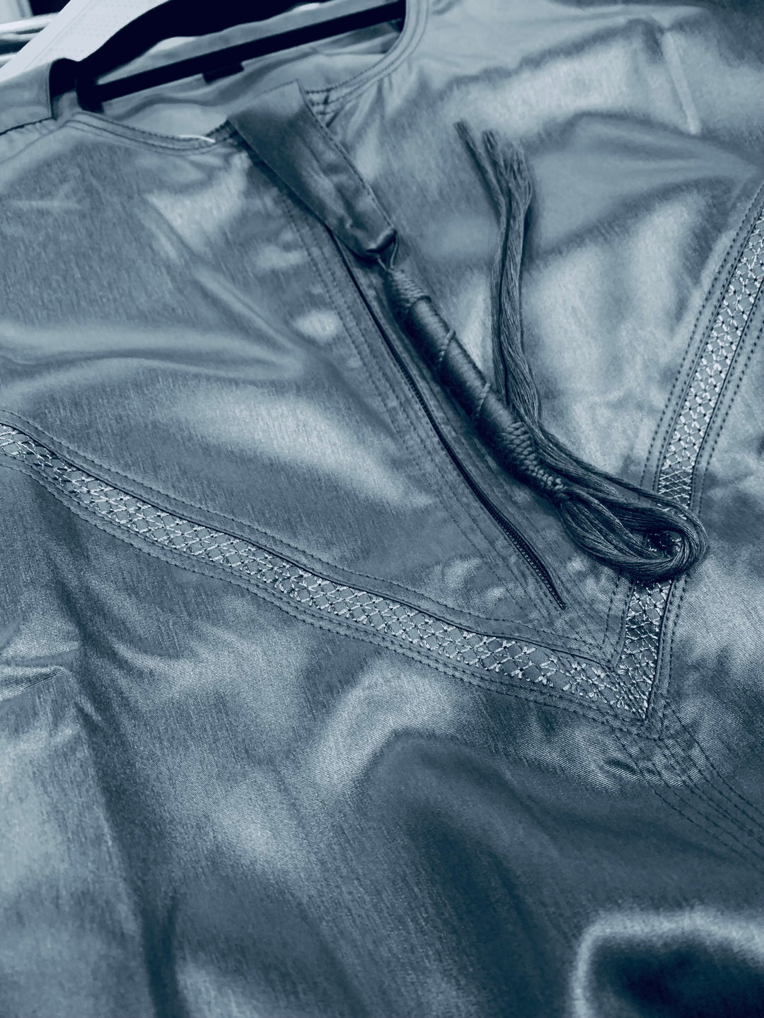 Ayaan Zip & String Thobe- Metallic Blue Sheen