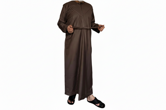 Deluxe Emirati Thobe/Jubbah in Dark Brown