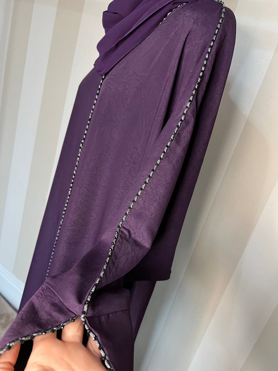 Beaded Trimmed Batwing Abaya in Aubergine shade 24