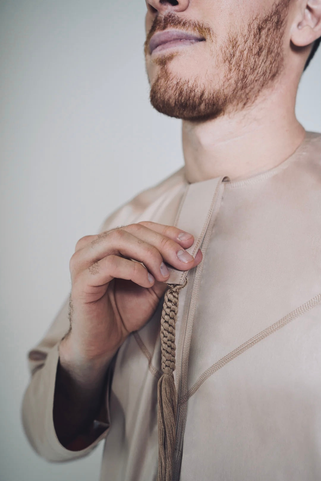 Emirati Shiny Jubba/Thobe -Light Beige
