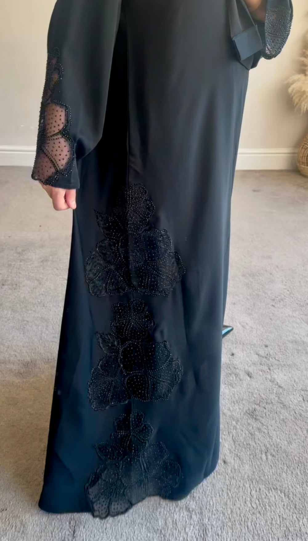 Nida Black Rose Crystal Abaya- HM