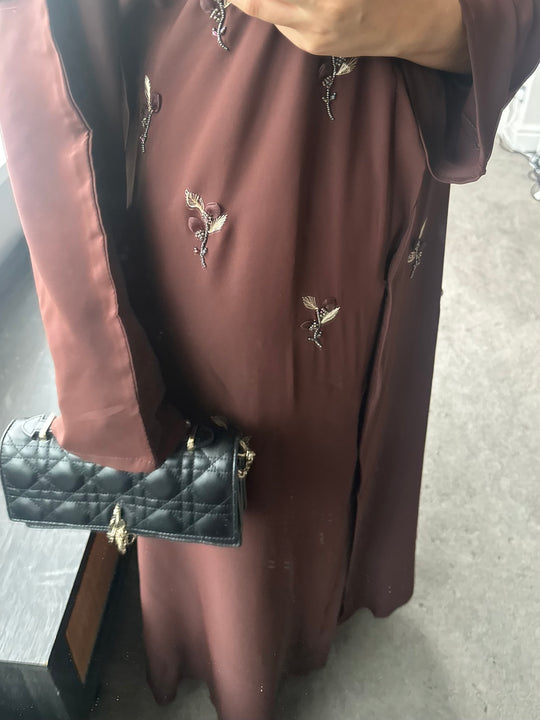 Pop up Flower Embellished Dubai Abaya Set in Brown