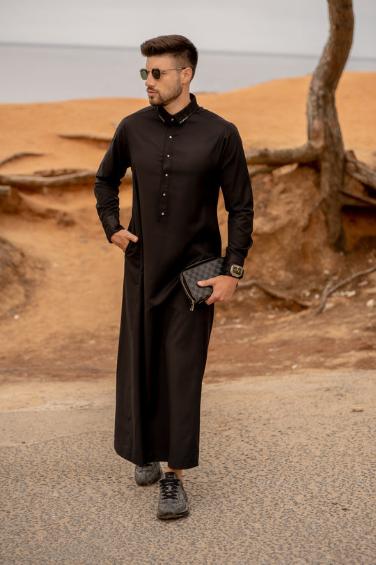 AAR2404 Al Ameer Latest Thobe/Jubba - Black