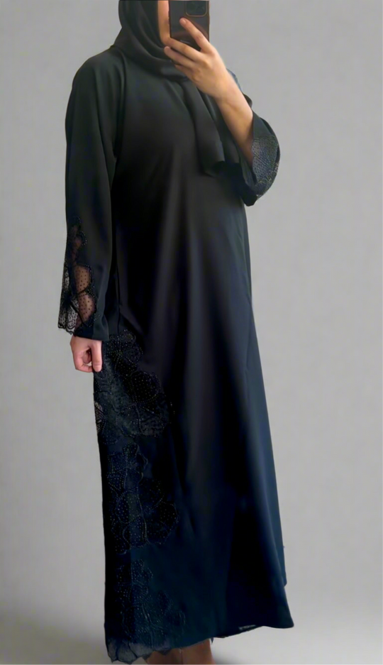 Nida Black Rose Crystal Abaya
