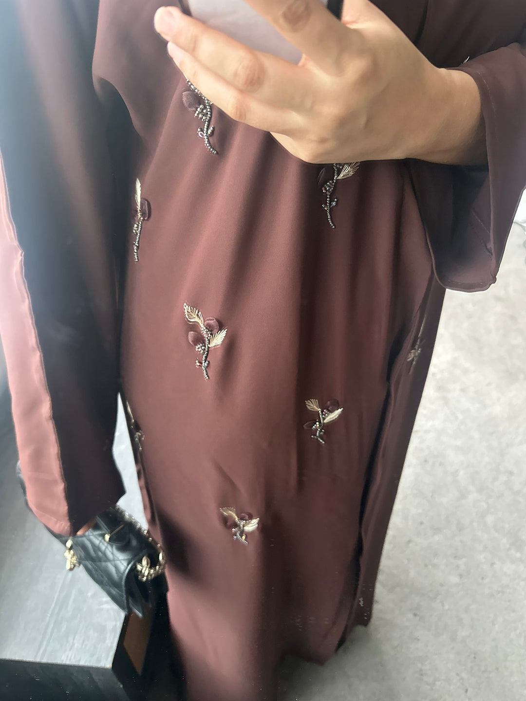 Pop up Flower Embellished Dubai Abaya Set in Brown