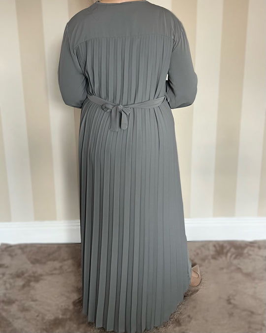 Pleated Back Dress/Abaya with Belt - Free size -