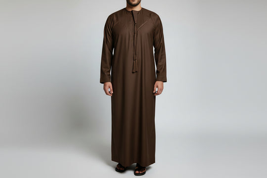 Deluxe Emirati Thobe/Jubbah in Dark Brown