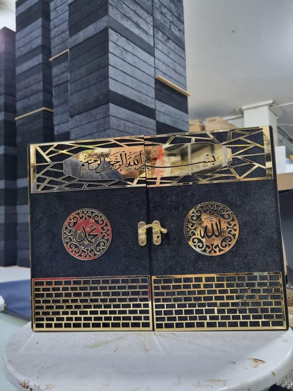 Personlised Velvet Quran in Kaba Box - 5 piece set