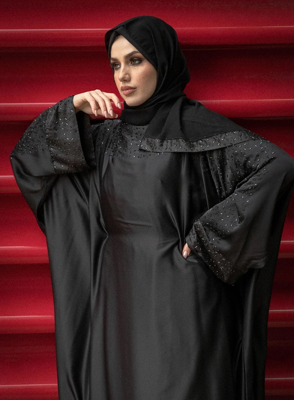 Luxurious Embellished kaftan Abaya Set in Black