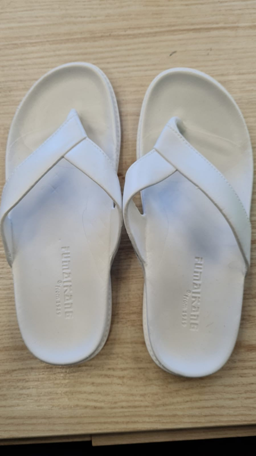 Soft Rubber slippers in White Hajj & Umrah