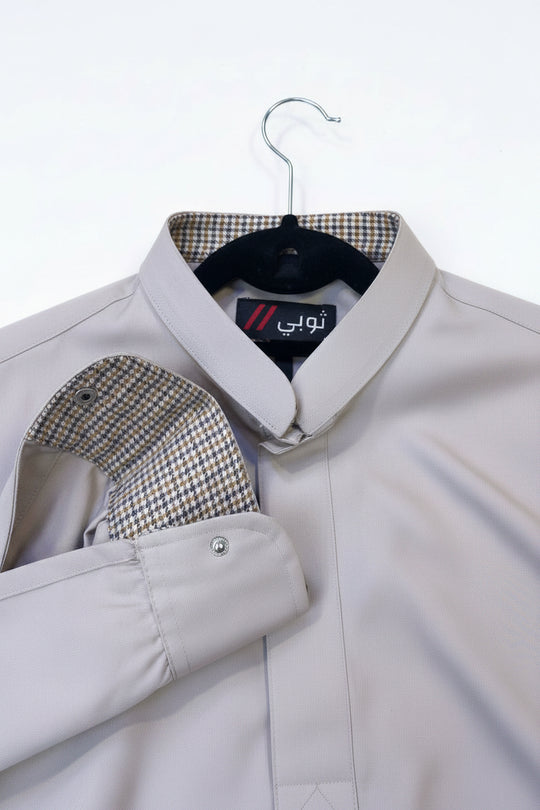 Check print Collar Men’s Thobe/ Jubbah in Black or Beige