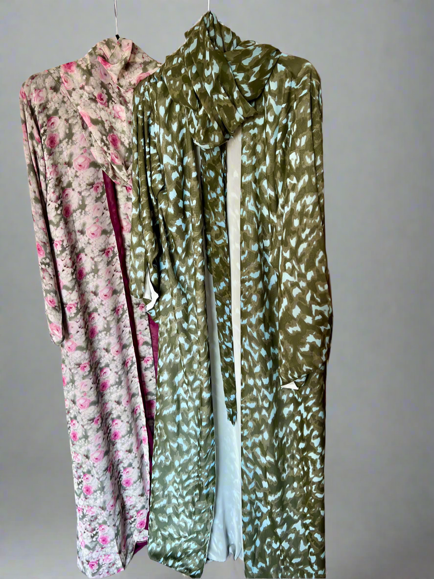 Floral Print Chiffon Abaya in Pink Blossom