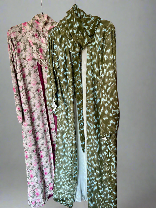 Floral Print Chiffon Abaya in Pink Blossom