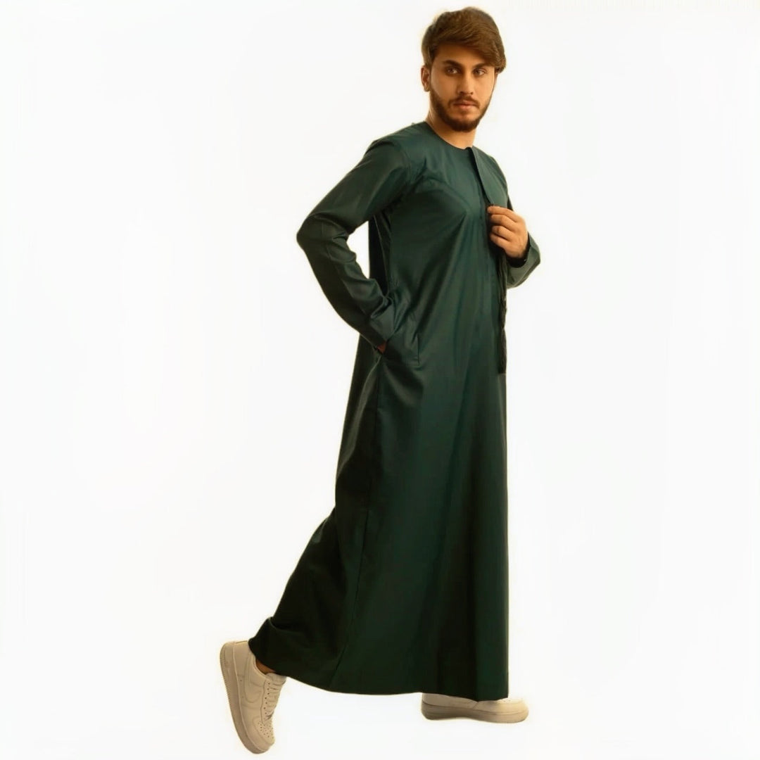 Premium Emirati Thobe/Jubbah in Midnight Green