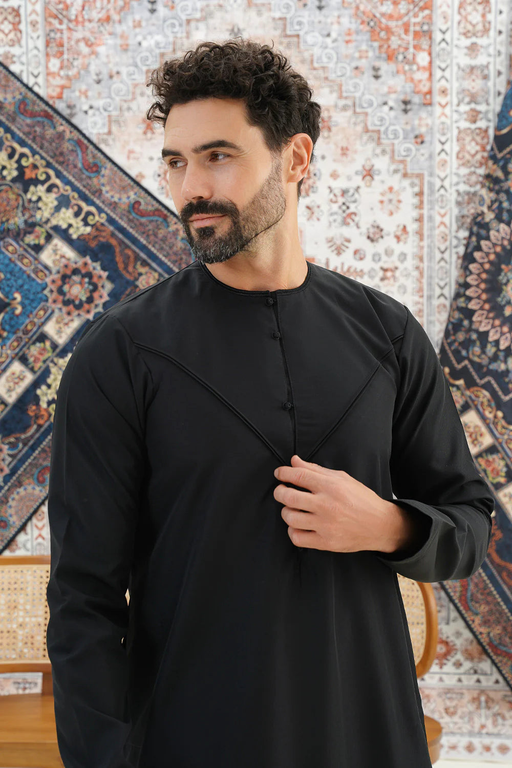 Faris Emirati  Thobe/Jubba - Black