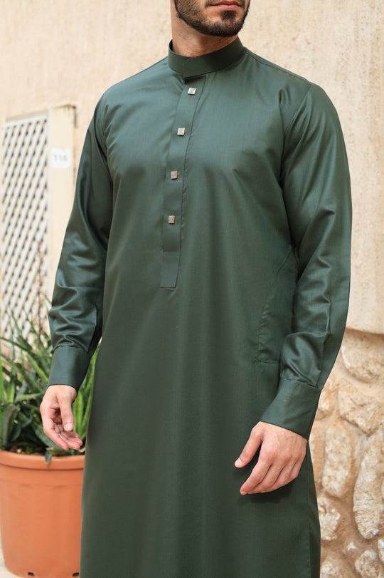 Midnight Green Collar Thobe With Buttons by Al Aniq