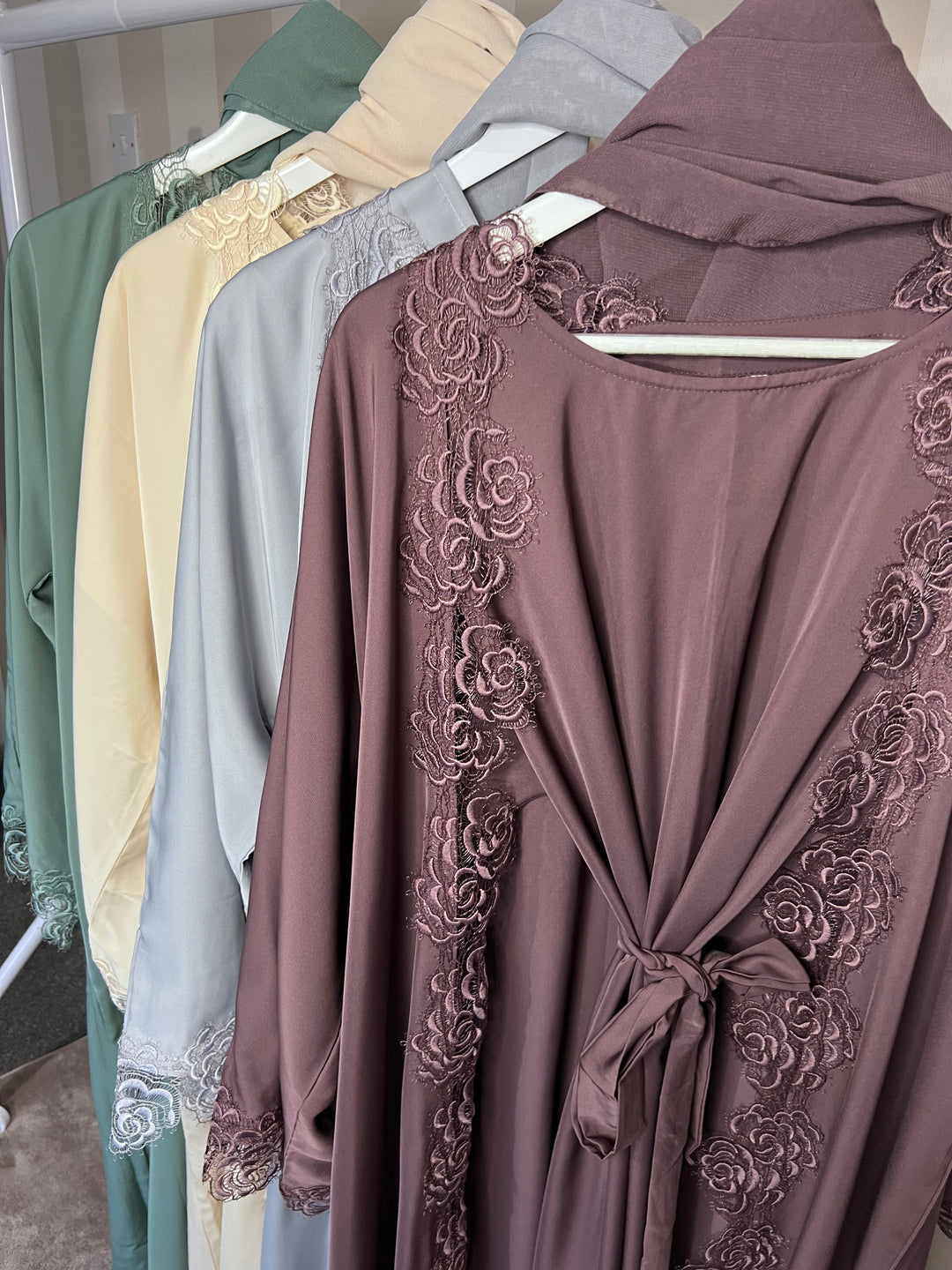 Floral Lace Open Abaya Set with Inner slip