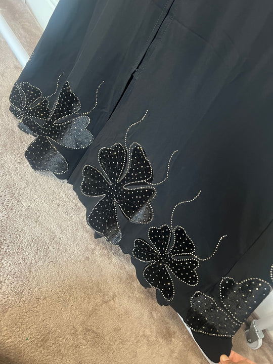 Velvet Flower Motif Abaya with front buttons