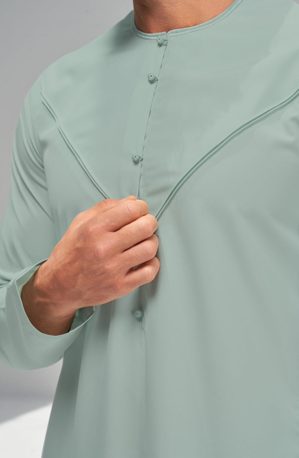 Faris Emirati Thobe/Jubba - Mint