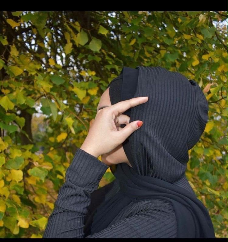 Ribbed Hooded Sporty Abayas Black & Grey