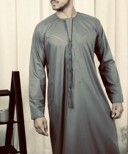 Emirati Shiny Jubba/Thobe -Light Grey