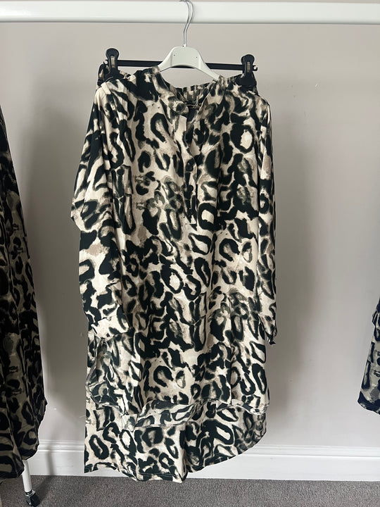 Animal printed 3 Button Soft Coords set