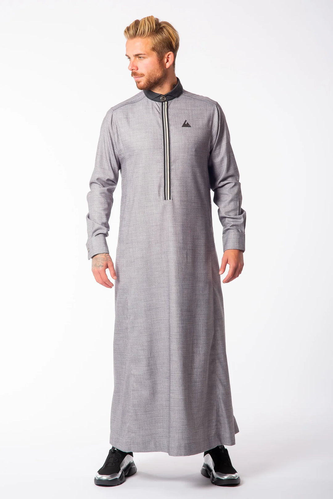AA20G13+ Al Ameer Thobe/Jubba - Grey