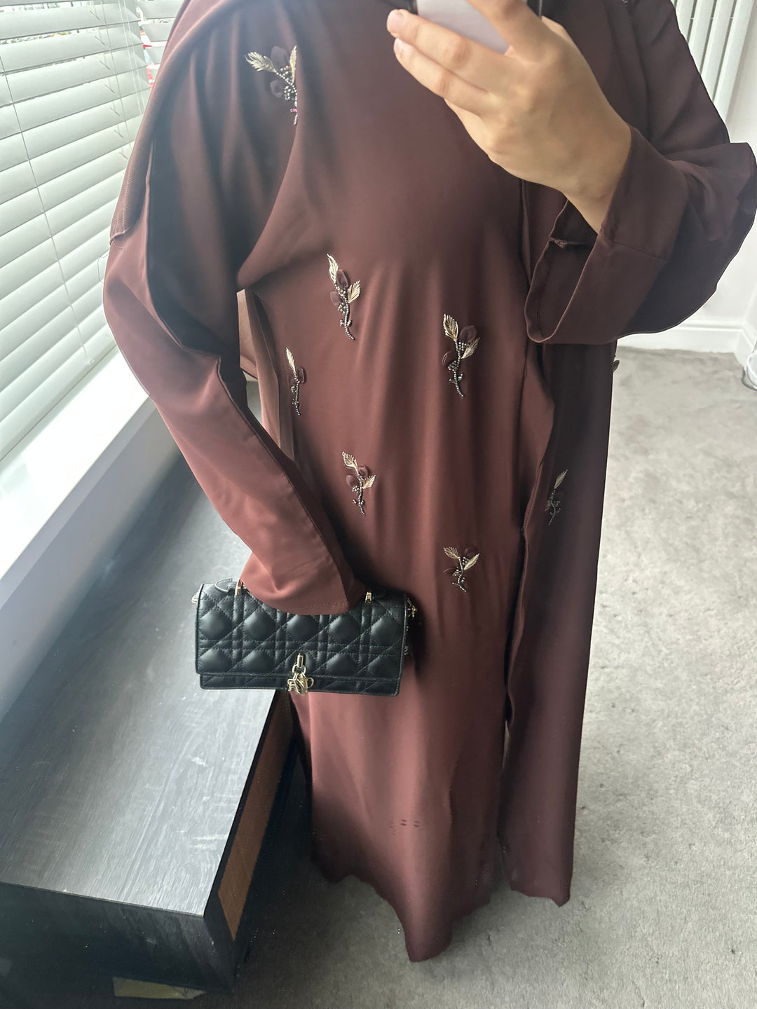 Pop up Flower Embellished Dubai Abaya Set in Brown