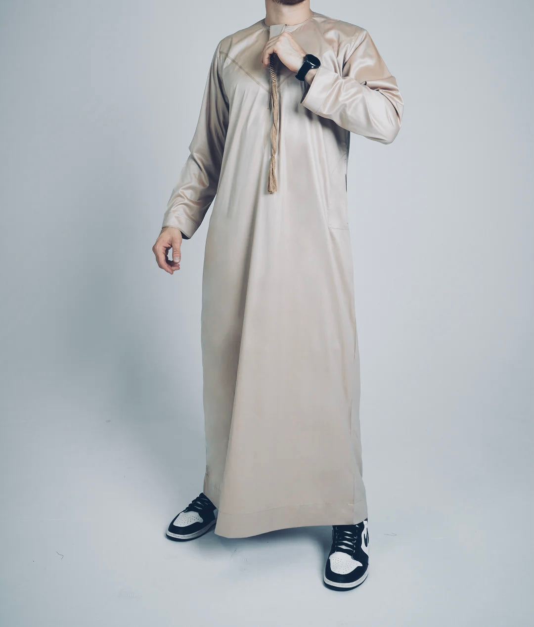 Emirati Shiny Jubba/Thobe -Light Beige