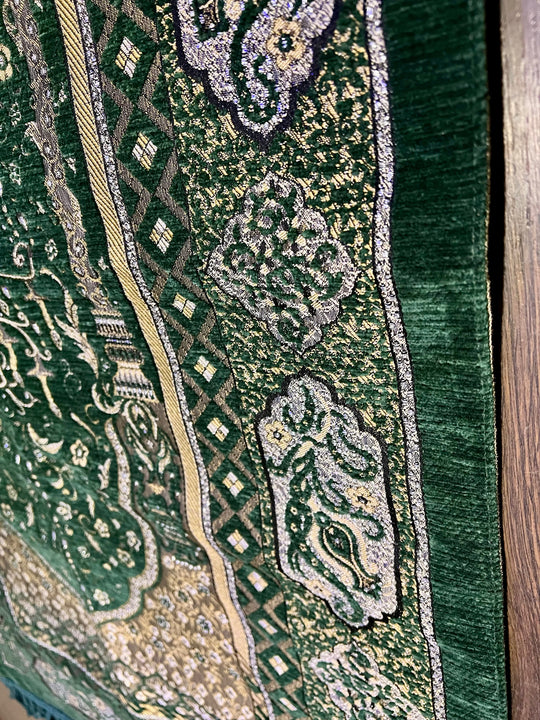 EXCLUSIVE LUXURY PRAYER MAT WI- Green