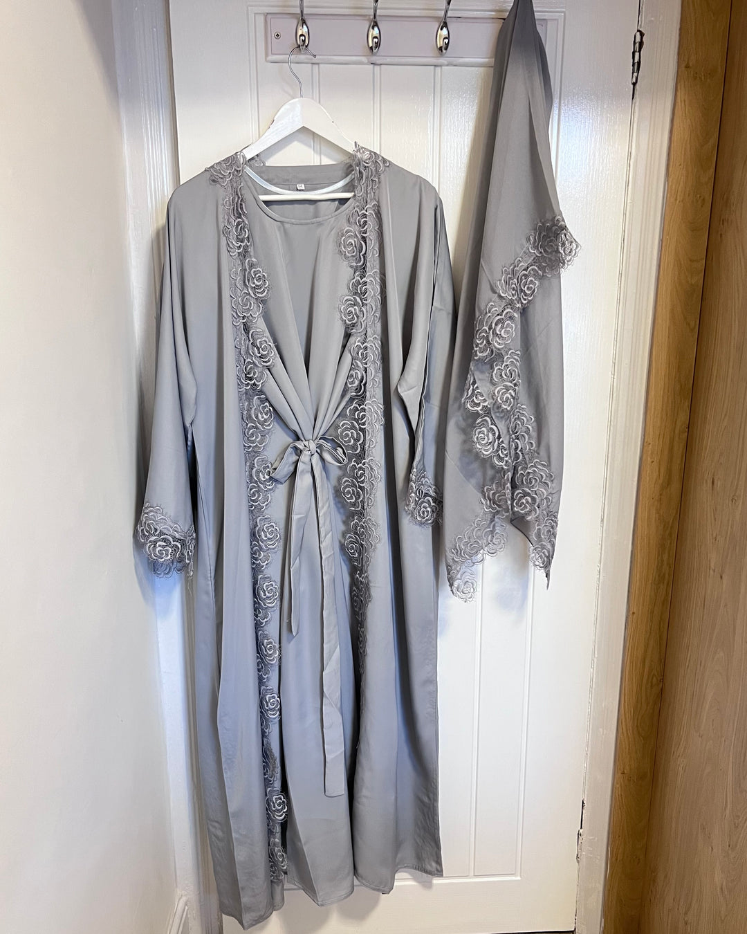 Floral Lace Open Abaya Set with Inner slip