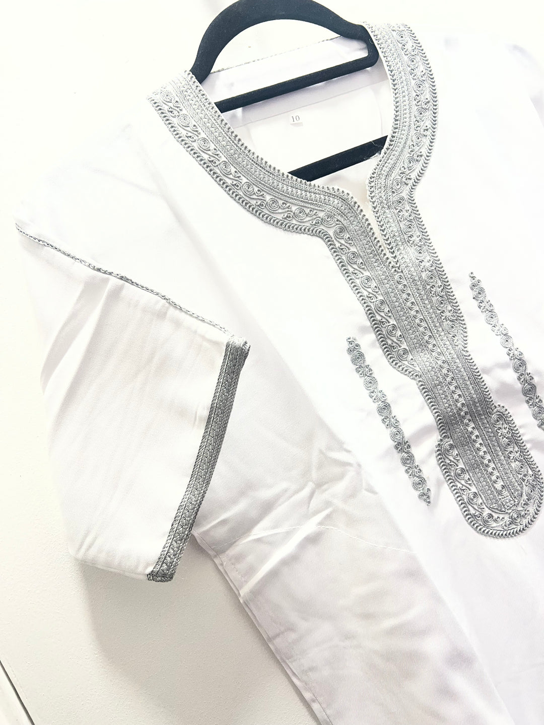 Boy’s Moroccan Thobe/Jubbah -white  with Silver