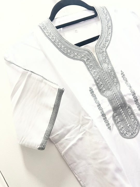 Boy’s Moroccan Thobe/Jubbah -white  with Silver