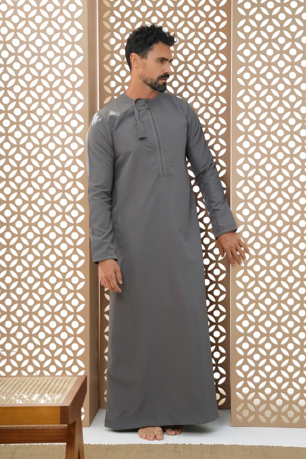 Faris Latest Emirati  Charcoal Thobe /Jubba