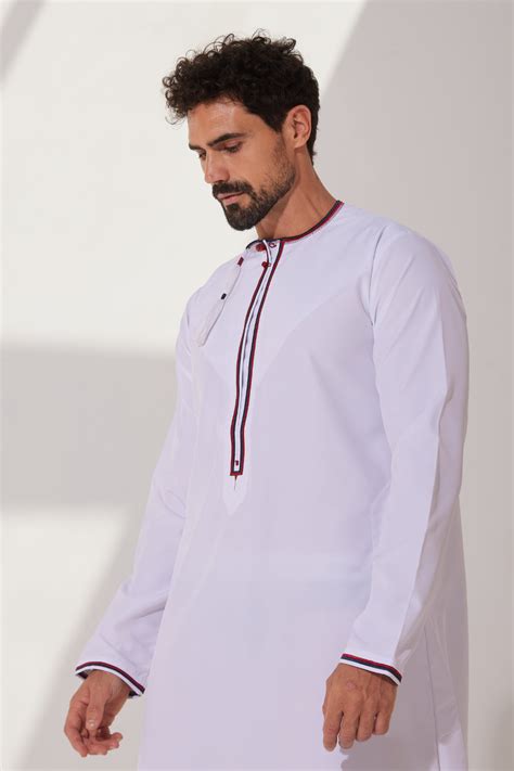 Faris Omani Thobe/Jubba - White with Multi